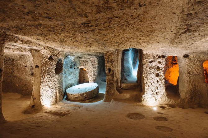2 Day All Inclusive Cappadocia Tour from Istanbul with Optional Balloon Flight - Guides, communication, and how the group stays manageable