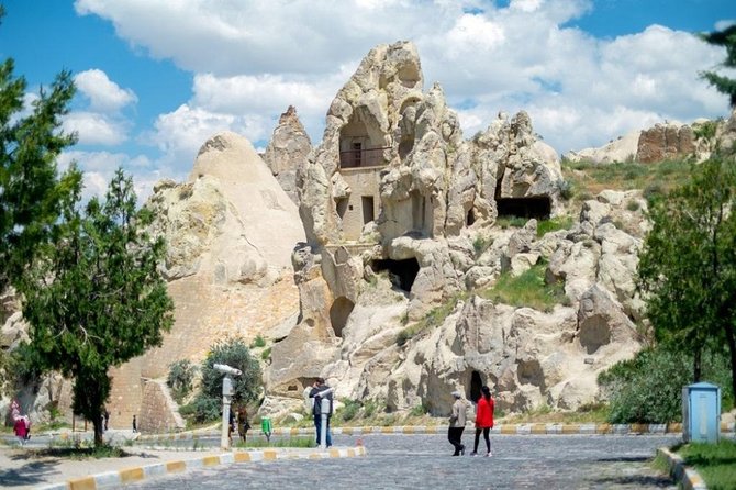 2-Day Cappadocia Tour from Istanbul - Optional Balloon Ride - Göreme Open-Air Museum: UNESCO churches carved into rock