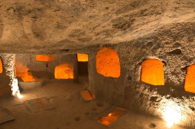 2-Day Cappadocia Tour with Optional Balloon Ride from Istanbul - Avanos pottery time with Kızılırmak red clay