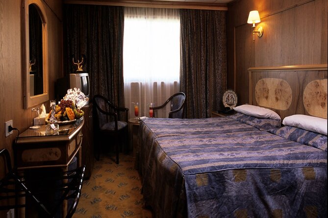 3 Day Nile Cruise from Aswan to Luxor and Hot Air Balloon - The kind of guide that makes temples click (Egyptologist time)
