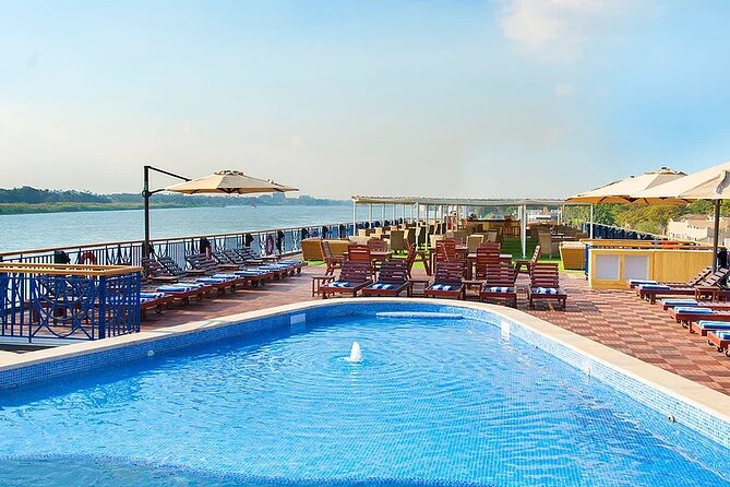 4 Days Nile Cruise Aswan and Luxor with Hot Air Balloon - Luxor Temple and a Relaxed Evening Plan on the East Bank