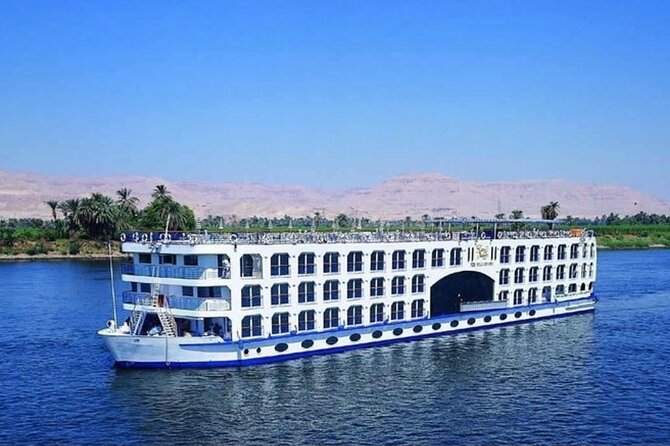 4 Days Nile cruise luxor, Aswan,Hot air balloon&abu simbel with Train from Cairo - Abu Simbel by early pickup: the long drive that pays off