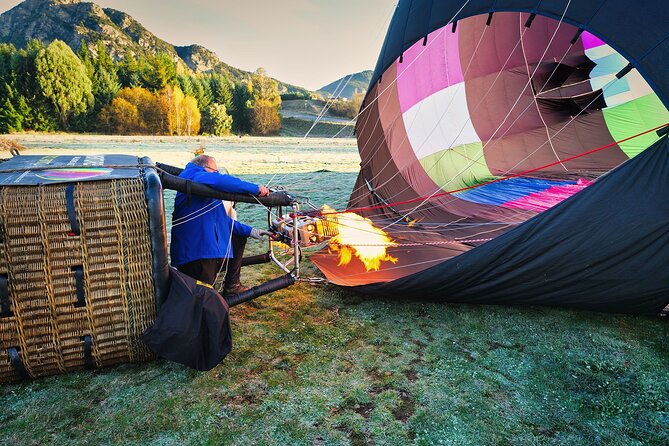 4-Hour Wanaka Scenic Hot Air Balloon Flights - Stop 3: Albert Town, Rolling Hills, and River Confluence Views