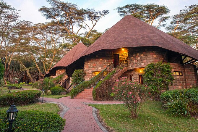 7 Day Private Jeep Safari, 5 star lodges with Balloon Ride Kenya - Amboseli National Park and Mount Kilimanjaro Views: The Signature Backdrop