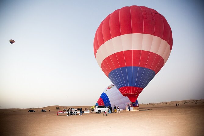 Adventure Hot Air Balloon with Buffet Breakfast & Falcon Show - Falcon Show Timing: The cultural moment that actually fits the schedule