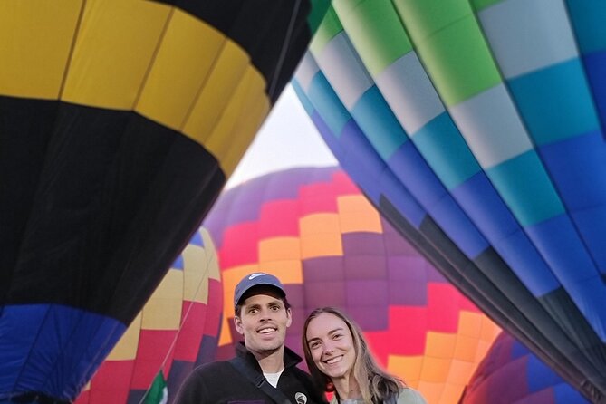 All-inclusive hot air balloon flight over Teotihuacan - Stop 2: Breakfast in a Natural Cave (or a Terrace Facing the Pyramids)
