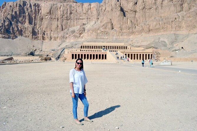 Amazing 7 nights Nile cruise including Abu Simbel & Hot Air Balloon from Luxor - Edfu and Kom Ombo: horse and carriage plus two temple styles