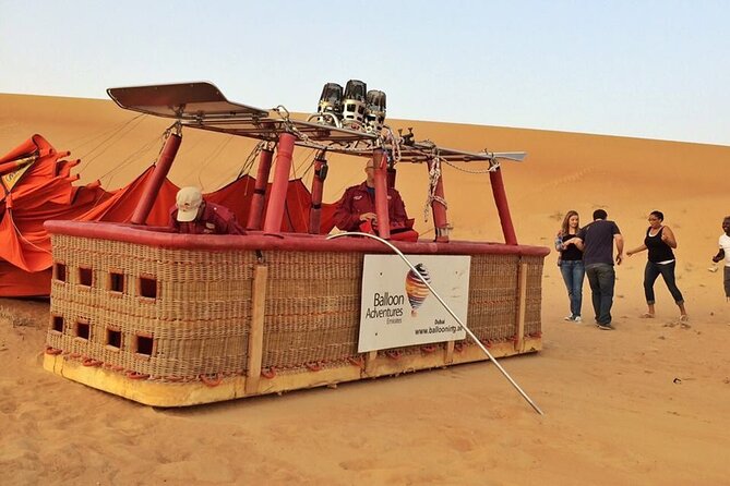 Amazing Hot Air Balloon With Beautiful Desert Sunrise View - Morning starts: why the 4:30 am plan works