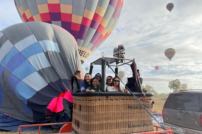 Balloon Flight at Sunrise over Teotihuacan - Why the sunrise balloon works so well over Teotihuacán