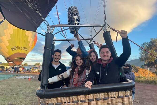 Balloon Flight at Sunrise over Teotihuacan - The Ángel de la Independencia pickup: your early-morning checklist