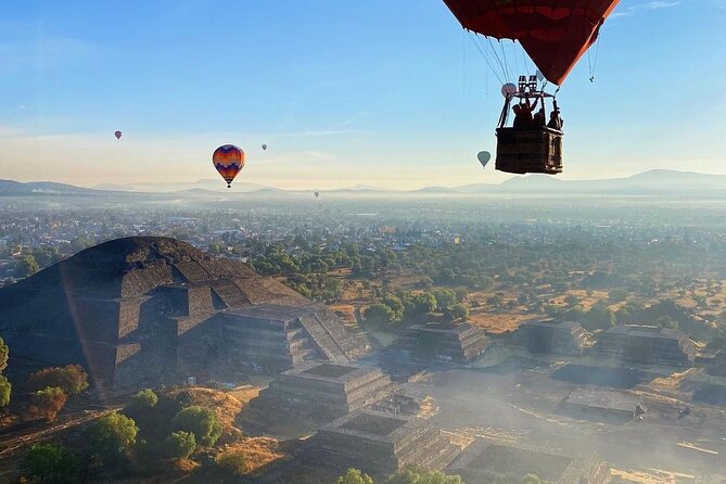 Balloon Flight + Cave Breakfast + Pick Up from CDMX or We Fly - Why the 4 a.m. start is the whole point