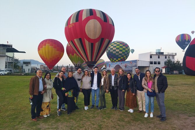Balloon flight experience to Teotihuacan Pyramids - Teotihuacan on foot: Sun, Moon, Road of the Dead, and key temples
