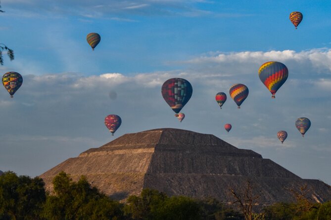 Balloon flight + pick up in CDMX + Breakfast in Cave + Teotihuacan - Teotihuacan free time: what you get (and what you don’t)
