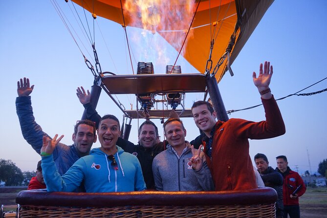 Balloon flight through Teotihuacan + Transportation CDMX + Pyramids - Why This Balloon + Pyramids Day Works So Well