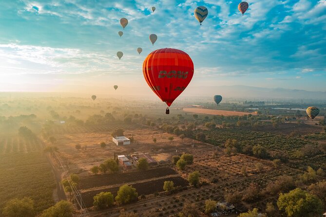 Balloon Flight with Buffet Breakfast - Teotihuacán at sunrise: what you’re really seeing