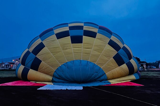 Balloon flight with private transportation and guided tour to Teotihuacán - Price and value: is $388.32 per person a good deal?