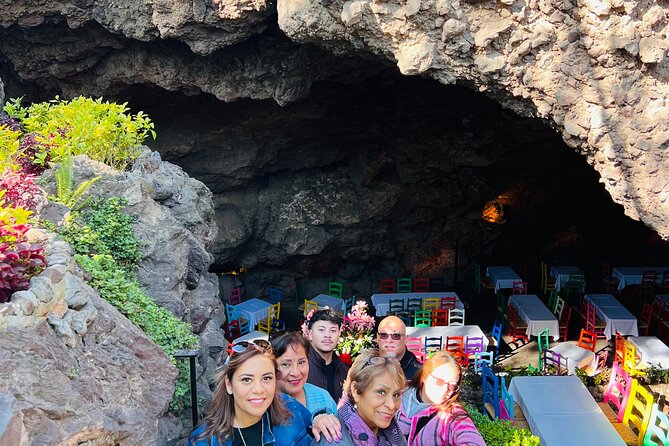 Balloon Flight with Tour of The Grotto and Guided Pyramid Tour - La Gruta stop: breakfast or lunch, plus what to watch for