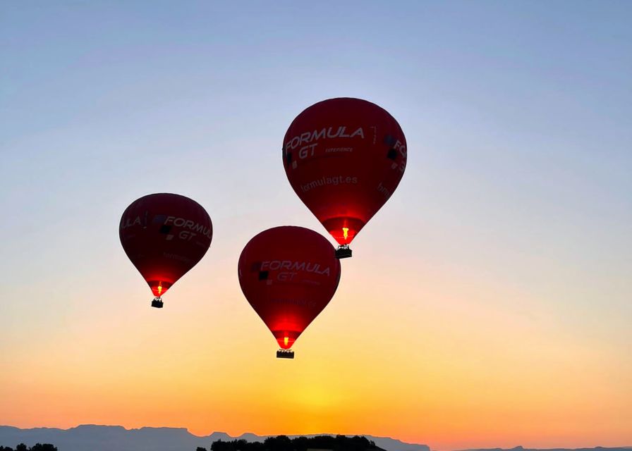 Barcelona: Pre-Pyrenees Hot Air Balloon Tour - What to Pack and How to Get Comfortable Fast