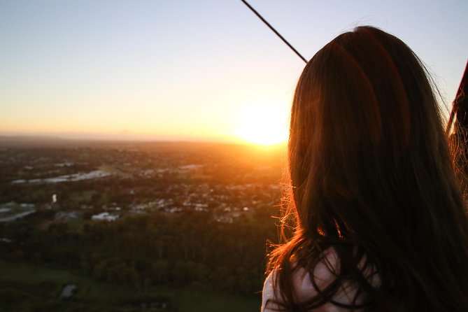 Brisbane's closest Hot Air Balloon Flights - City & Country views - 1 hr flight! - Why this sunrise balloon flight feels special (city + country in one go)