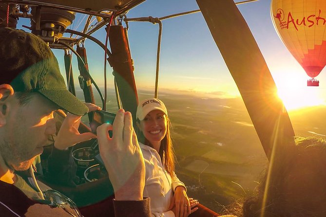 Cairns Classic Hot Air Balloon ride - Getting into the basket: the rules that affect who can fly