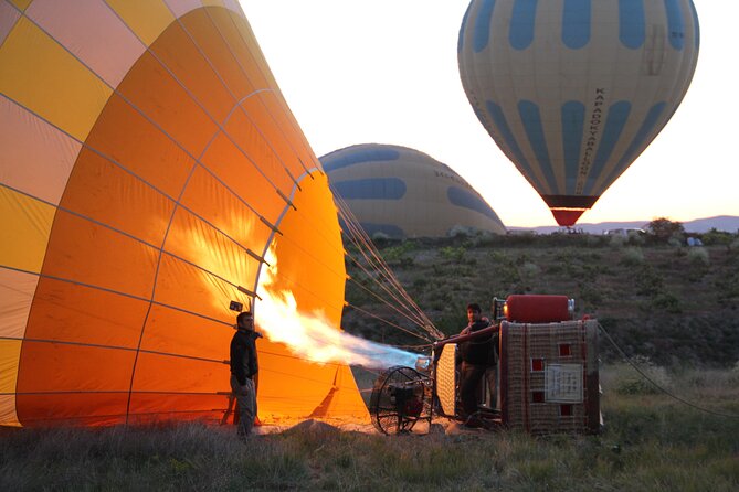 Cappadocia Balloon Ride with Breakfast, Champagne AT GOREME OVER - Group Size: Cozy vs. Crowded in the Basket