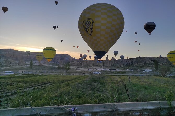 Cappadocia Hot Air Balloon Flight / Over Goreme & FairyChimneys - Watching the Balloon Get Built Before You Fly