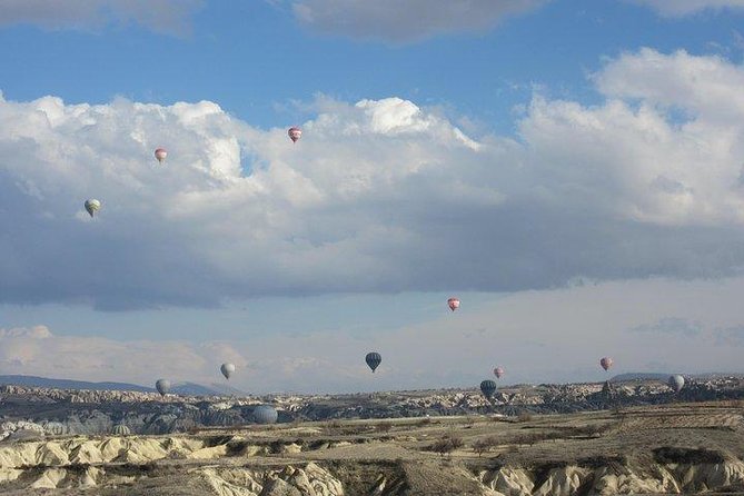 Cappadocia Hot Air Balloon Ride with Breakfast and Champagne - Basket comfort and why you should expect close quarters