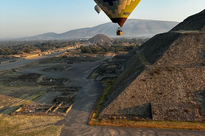CDMX balloon flight, breakfast, pickup and visit to Teotihuacán - Teotihuacán with entrance included: how to make the most of your time on site