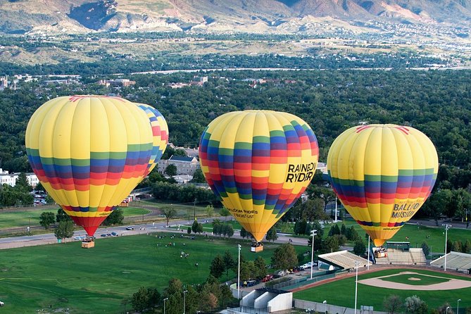 Colorado Springs Sunrise Balloon Ride - Meeting point at Hurts Donut: a morning that starts simple