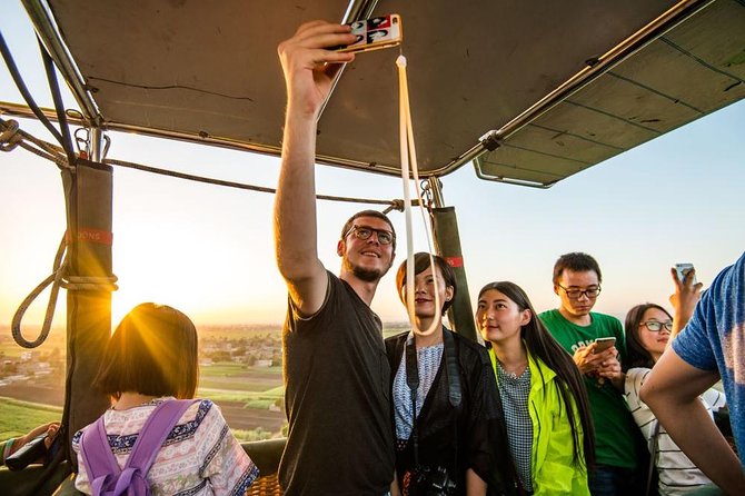 Enjoy The hot Air Balloon,Kings Valley,Sailing Felucca,Camel Ride in Luxor - Transfers, group setup, and the private feel