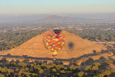 Eternal Experience Balloon flight over the Teotihuacan Pyramids - Floating over Teotihuacan: the part you’ll remember for years