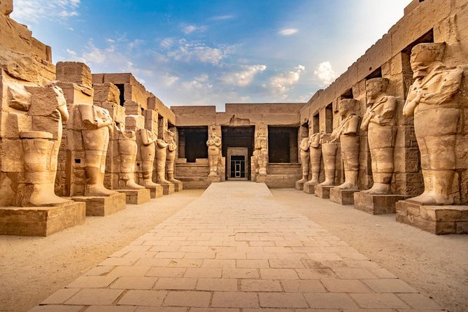 Explore Luxor: West & East Banks Plus Hot Air Balloon Ride - Sunrise balloon: the best way to get your bearings fast in Luxor
