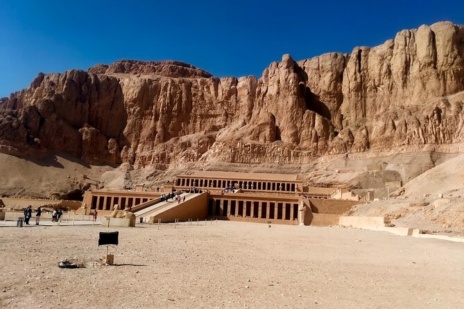 From Aswan: 2 Night-3 Day Nile Cruise & Hot Air Balloon Ride - 4:00 am Abu Simbel: Early Light, Air-Conditioned Ride, Small-Group Visit