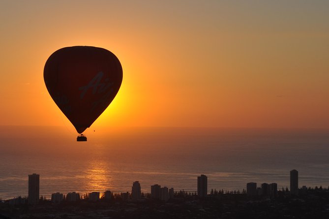 Gold Coast Hot Air Balloon with 5 Star Champagne Buffet Breakfast - Price and what you actually get for $322.76