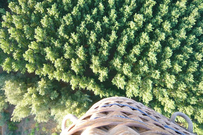 Granada Hot-Air Balloon Ride - Pilot commentary that actually helps you see the city