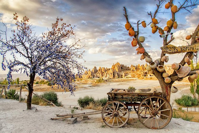 Hot Air Balloon, Best of Red and Green Guided 1-Day Tour - Cave Dwellings and Peri Bacalari: rock-cut life and formation stories