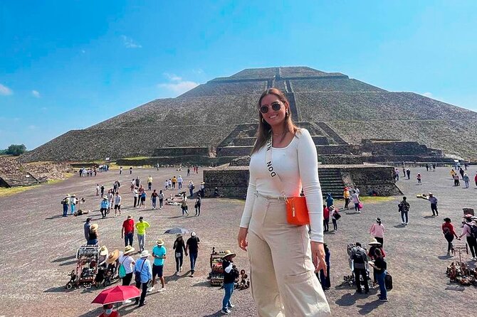 Hot Air Balloon Flight and Tour of the Majestic Pyramids - Early pickup and the drive to Sky Balloons México