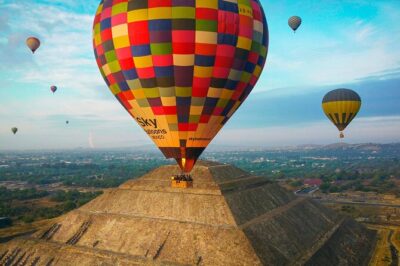 Hot Air Balloon Flight and Tour of the Majestic Pyramids - The sunrise balloon flight over the Teotihuacan Valley