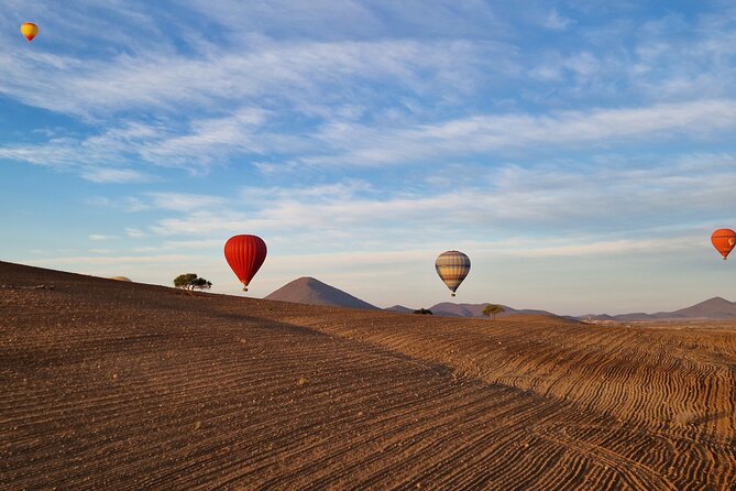 Hot air balloon flight at sunrise in Marrakech & breakfast - After landing: tea, pastries, and then the Berber breakfast