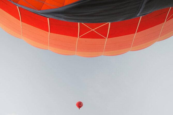 Hot Air Balloon Flight over Marrakech with Traditional Breakfast - In the sky: pilot commentary, smooth cruising, and landing bumps