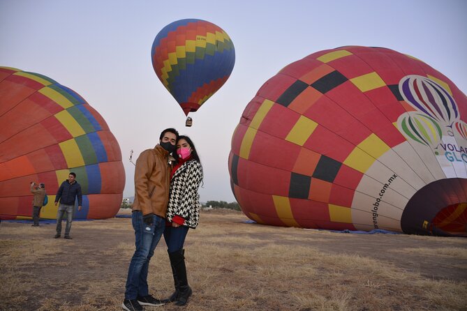Hot Air Balloon Flight Over Teotihuacan - XIBALBÁ breakfast in a natural grotto: more than a meal stop
