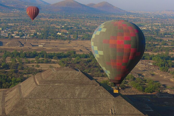 Hot Air Balloon Flight with Cave Breakfast - Flight Certificate, Cave Breakfast, and Getting Your Bearings