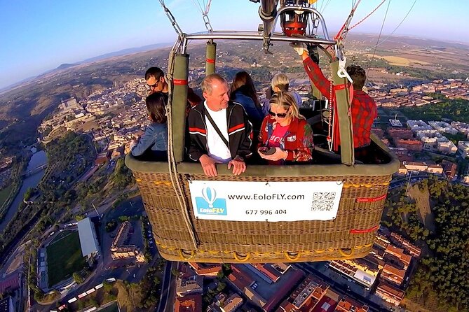 Hot Air Balloon over Toledo with optional transfers from Madrid - Meeting point in Toledo: know where to start