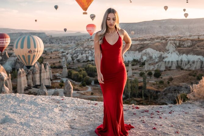 Hot-Air Balloon Ride in Cappadocia [bestseller] - Love Valley and the valley spotting: how the narration helps