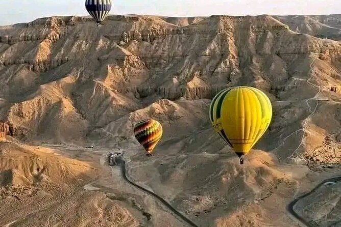 Hot air balloon ride in Luxor with hotel delivery service - Capturing the Nile River View Without Fighting the Crowd