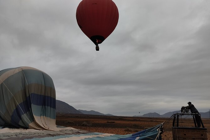 Hot Air Balloon Ride in Marrakech - Small group size (max 16): why it matters on a balloon day