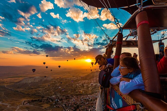 Hot Air Balloon Ride over Teotihuacan - The flight: Pyramid of the Sun, Avenue of the Dead, and the Moon