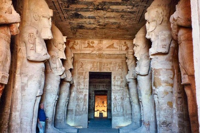 Hot-Air Balloon Ride Visit 6 Top Highlight sites in Lux west bank - Colossi of Memnon: quick, memorable, and free