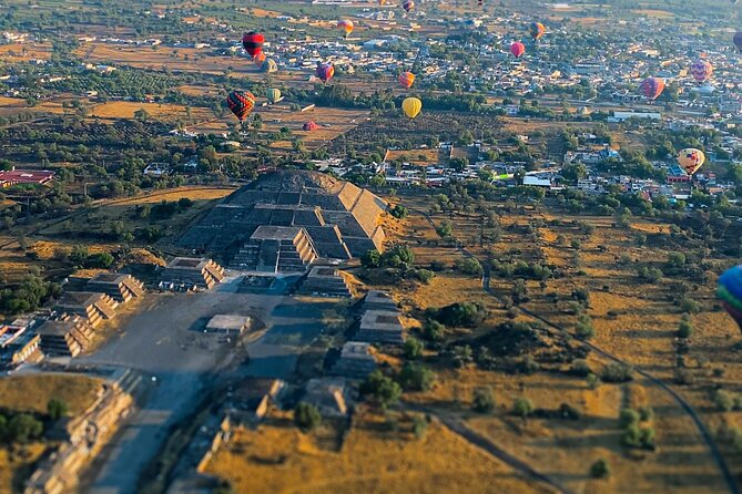 Hot Air Balloon Rides in Teotihuacan with Breakfast - Handcraft Workshop and Tasting Typical Beverages
