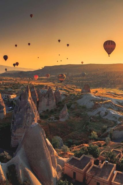 Hot air balloon tour at first light in Cappadocia - Tea, Coffee, and the Balloon Lineup: What Happens Before You Fly